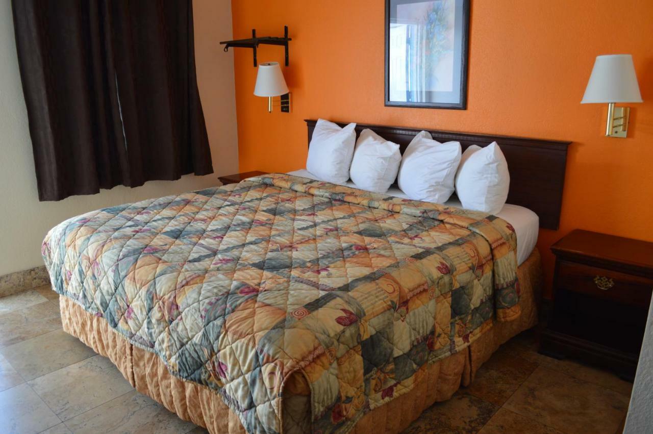 Budget Inn Fort Myers Zewnętrze zdjęcie