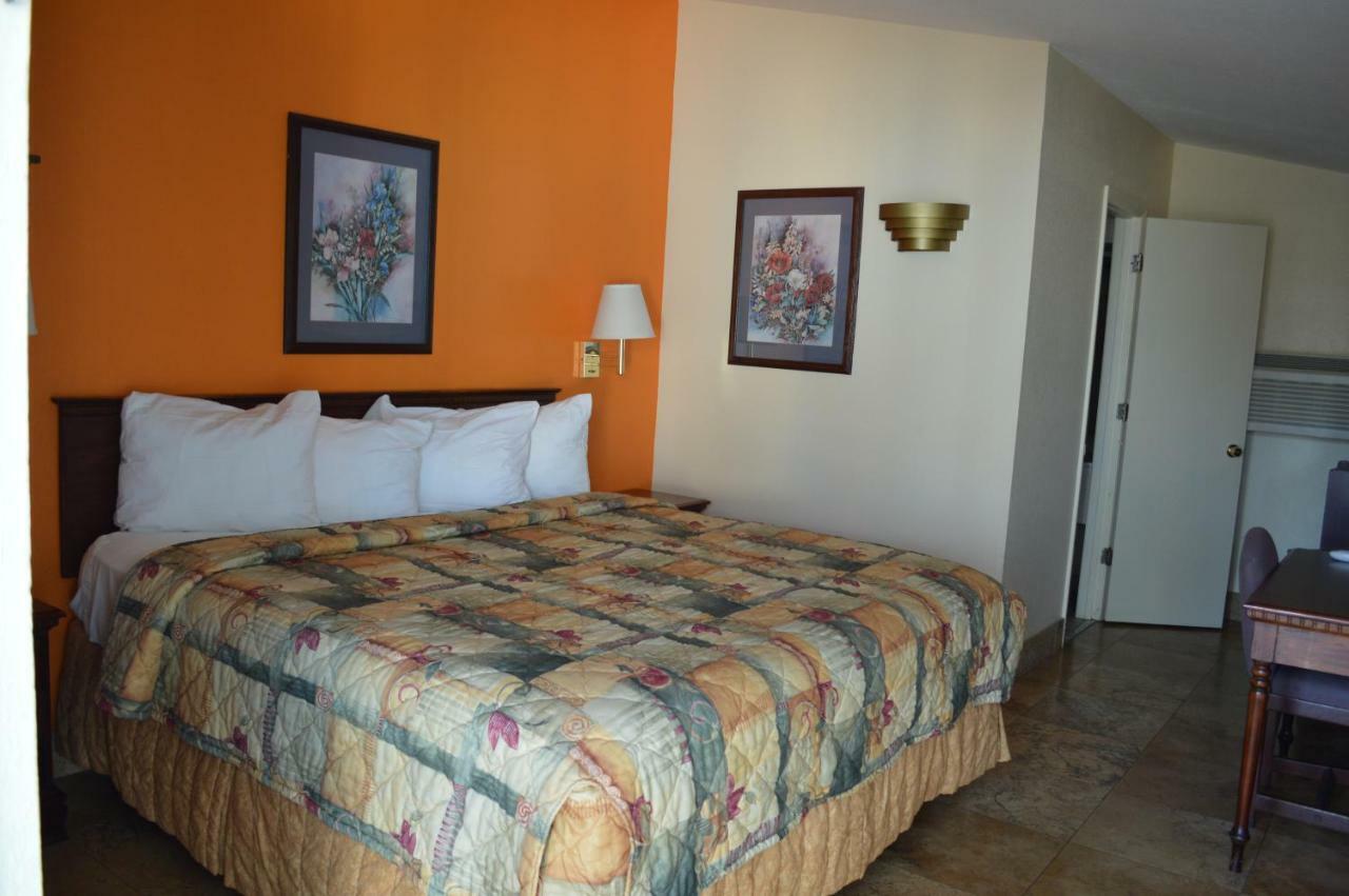 Budget Inn Fort Myers Zewnętrze zdjęcie